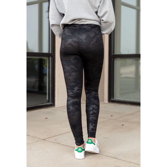 Spanx Faux Leather Camo Leggings - Picture 3 of 5
